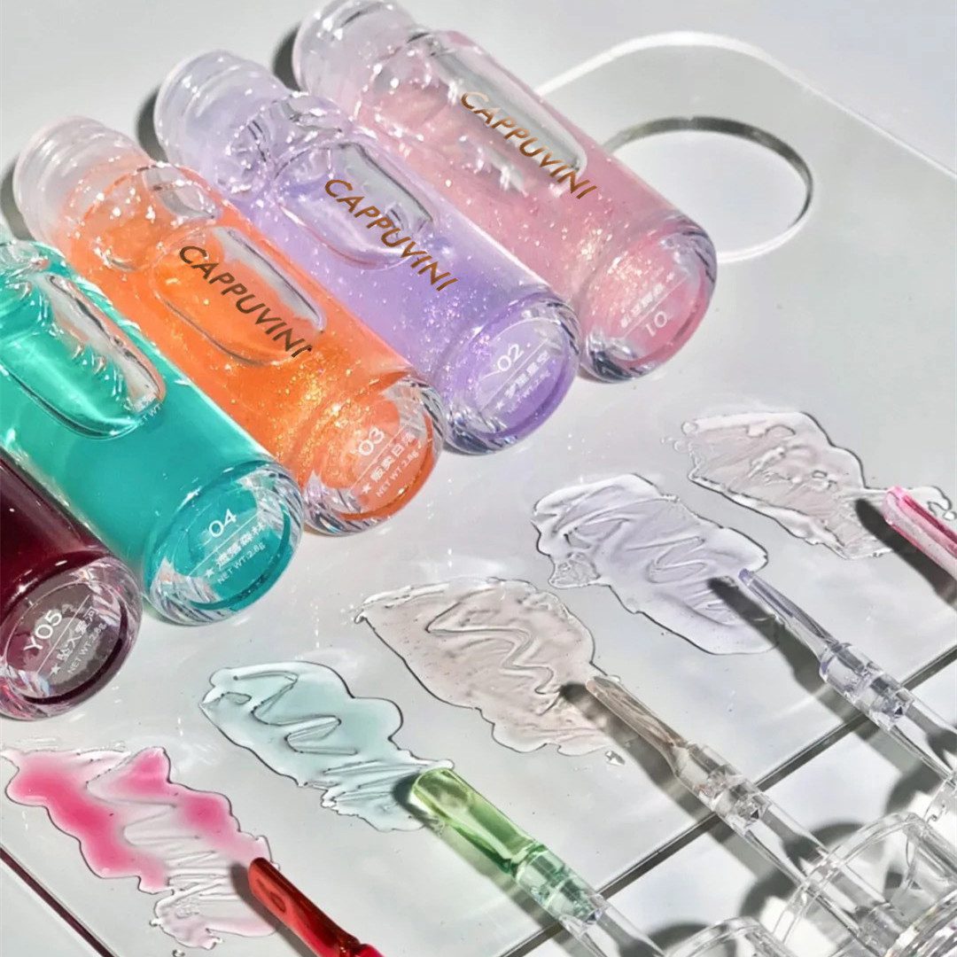 Glass Clear Lip Oil Moisturizes And Hydrates - Image 7